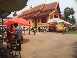 Sunbeam Hotel Vientiane Buitenkant foto