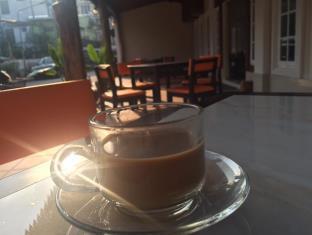 Sunbeam Hotel Vientiane Buitenkant foto